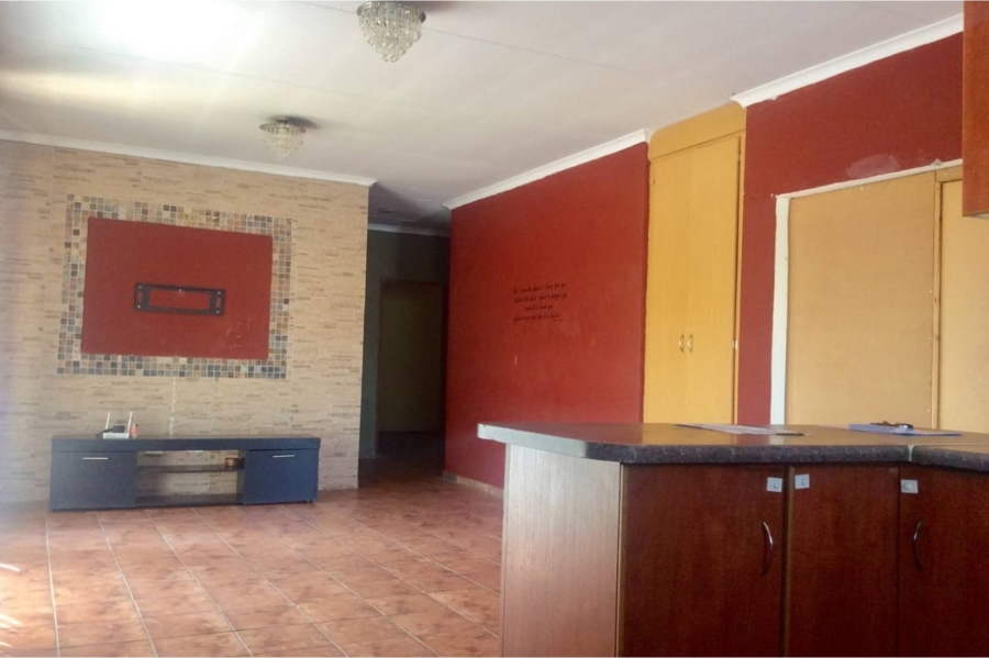 3 Bedroom Property for Sale in Waterval East North West